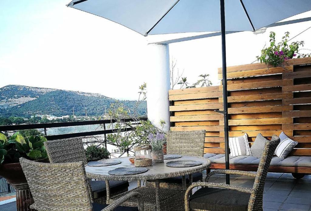 Port View Suites 2 卡瓦拉 外观 照片